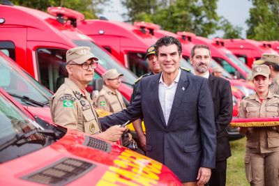 notícia: Estado investe R$ 16 milhões em viaturas e equipamentos para o Corpo de Bombeiros