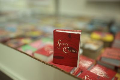 galeria: Feira do Livro 26 - Menores livros do mundo