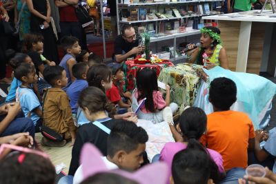 galeria: FEIRA DO LIVRO CONTAÇÃO DE HISTÓRIA IOEPA