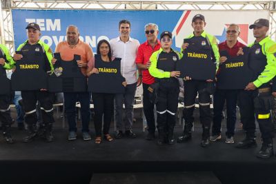 notícia: Em Castanhal, Estado reforça ação de órgão municipal de trânsito com coletes balísticos 