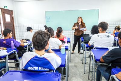 notícia: Preparação para o Enem mantida pela Seduc reúne 300 alunos de segunda a sábado