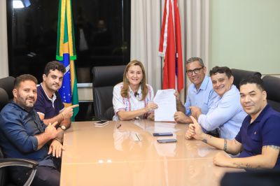 notícia: Governo do Estado garante creches em Acará, Bragança e Goianésia do Pará 