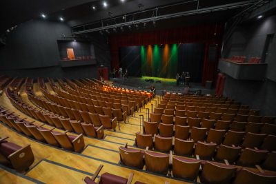 galeria: Agenda da Vice Governadora Hana Ghassan no Teatro Margarida Schiwasappa