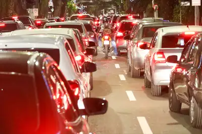 notícia: Descontos no IPVA para veículos com final de placas 03 a 33 terminam na terça-feira (24)   