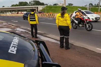 notícia: Detran inicia Campanha Maio Amarelo nesta terça-feira (5) de alerta sobre acidentes