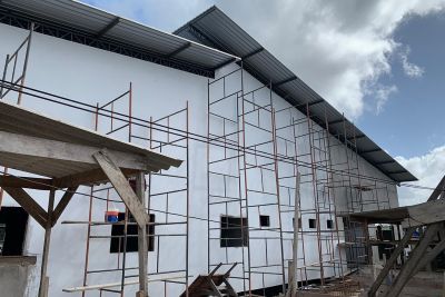 notícia: Governo do Estado prossegue obras no Terminal Hidroviário de Anajás