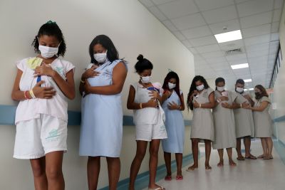 notícia: Aleitamento materno está entre os objetivos do desenvolvimento sustentável do milênio