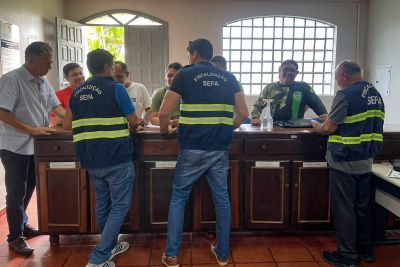 notícia: Coordenações da Sefa em Paragominas e Capanema visitam contribuintes comerciais