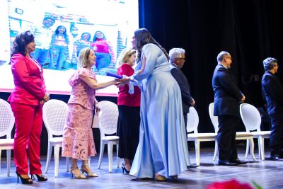 notícia: Hospital Ophir Loyola forma mais 24 profissionais nos Programas de Residência