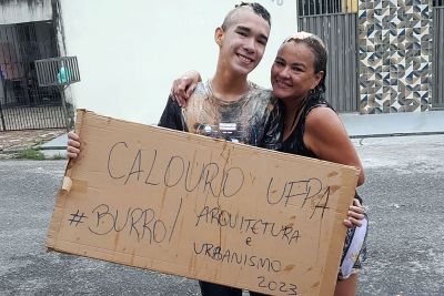 notícia: Destaques na redação do Enem, alunos da Escola Albanízia de Oliveira são aprovados na UFPA