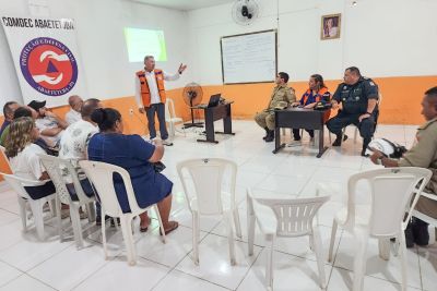 notícia: Governo do Pará auxilia famílias desalojadas em Abaetetuba