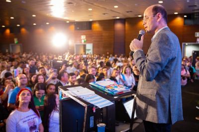 notícia: Após 34 anos, Seduc voltará a produzir e distribuir material didático próprio
