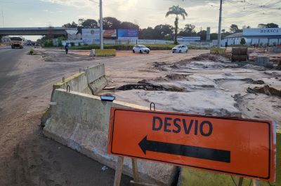 notícia: Desvio para saída da avenida Ananin pela BR-316 tem início adiado