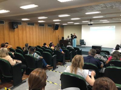 notícia: Agentes de desenvolvimento recebem orientações da Escola de Governança 
