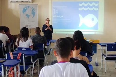 notícia: Alunos de escola estadual participam de debate sobre sustentabilidade 