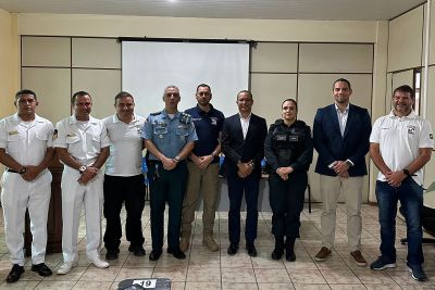 notícia: Grupamento Fluvial e Capitania dos Portos concluem formação para pilotos