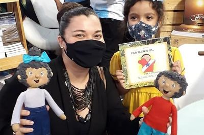 notícia: Professora da rede estadual incentiva proposta pedagógica que prioriza a Amazônia