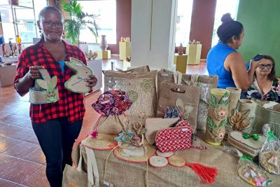 notícia: Empreendedores e visitantes aprovam o Minifestival de Chocolate, Flores e Joias da Amazônia