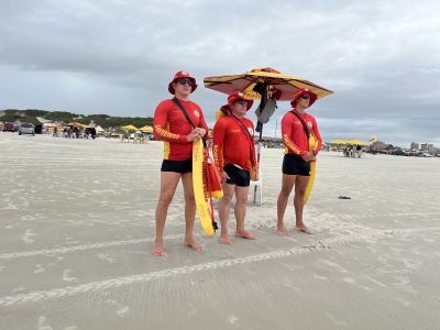 notícia: Operação Semana Santa mantém ações preventivas nas praias de Salinópolis   