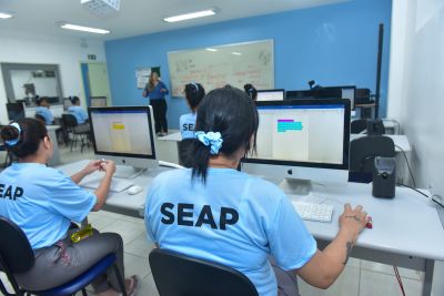 notícia: 'Realize' promove intercâmbio entre universitárias e custodiadas do sistema penal