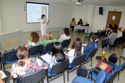 notícia: Seduc promove capacitação aos profissionais da alimentação escolar