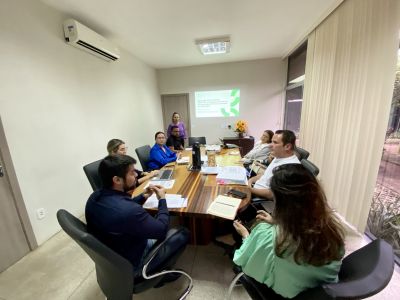 notícia: Ideflor-Bio e Ministério Público analisam ações de proteção às tartarugas na Praia do Atalaia