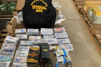notícia: Secretaria da Fazenda (Sefa) apreende celulares e telas para celulares no Araguaia 