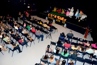 notícia: Profissionais da Educação se preparam para o Sistema de Avaliação da Educação Básica