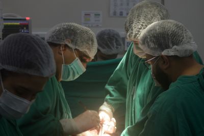 notícia: Hospital Regional do Baixo Amazonas realiza procedimento de captação de rins e córneas