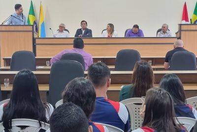 notícia: Editora Pública da Ioepa lança obra de cordéis em Santa Maria do Pará