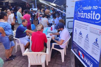 notícia: Sespa promove ação de saúde no Ver-o-Peso e chama atenção aos cuidados no trânsito
