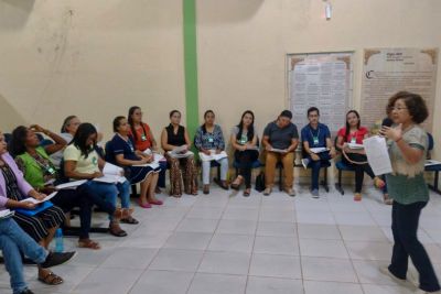 notícia: Profissionais de Serviço Social garantem acesso da população a políticas públicas