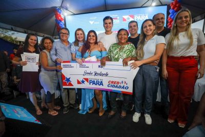 notícia: Governo entrega recursos do CredCidadão a 100 microempreendedores em Tucuruí