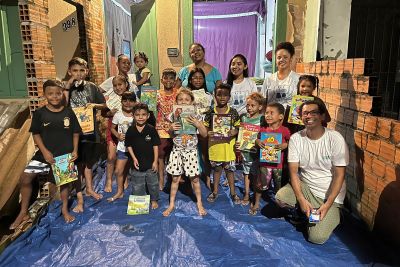notícia: 'Barca Literária', projeto contemplado por edital, recebe equipe da Fundação Cultural do Pará
