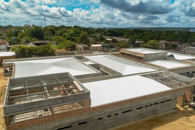 notícia: Mais de 65% das obras do Hospital Menino Jesus, em Oriximiná, já foram executadas
