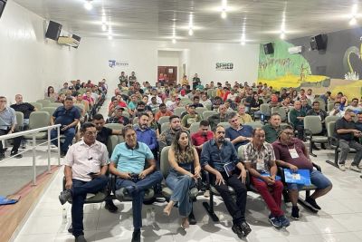 notícia: Com a participação da Semas, oficina discute regularização e manejo florestal em Breves