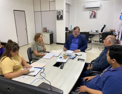 notícia: Sedeme recebe representantes dos Países Baixos