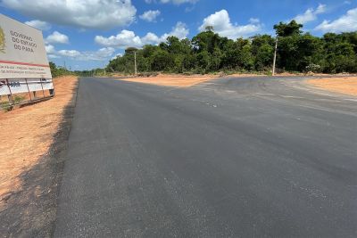 notícia: Obra de asfaltamento da PA-437, em Óbidos, está na reta final