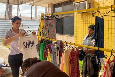 notícia: HGT realiza 5º Bazar Solidário em apoio ao projeto 'Laços de Amor' para gestantes