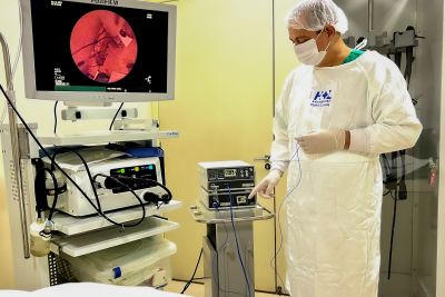 notícia: Ophir Loyola utiliza bisturi de argônio em procedimento inédito na Região Norte   