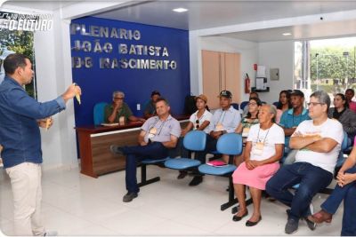 notícia: Emater promove 1º Fórum de Apicultura para debater melhorias na cadeia produtiva da criação de abelhas