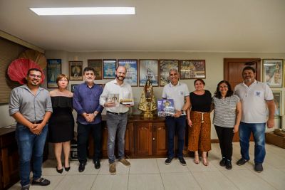 notícia: Seduc e Diretoria da Festa do Círio firmam parceria para combater a evasão escolar