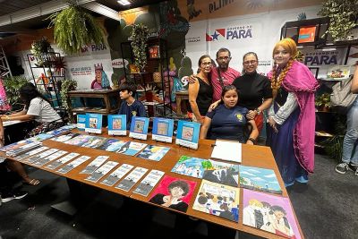 notícia: Obras autorais valorizam protagonismo de alunos da rede estadual na Feira do Livro 