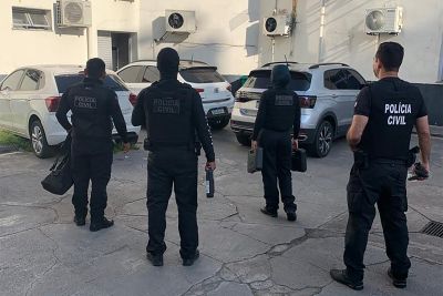 notícia: PC apreende armas e munições de suspeitos de participação na morte de vereador