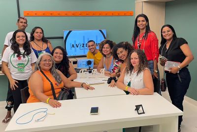 notícia: Seduc participa da Expo Favela com estudantes da EJA