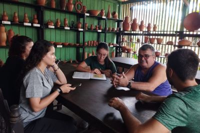 notícia: Site criado por alunos de Design da Uepa valoriza artesanato de Icoaraci em Belém