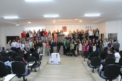 notícia: Uepa recebe 200 novos servidores entre professores e técnicos