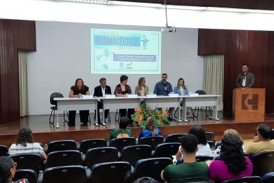 notícia: Práticas e cuidados farmacêuticos são debatidos em evento no Hospital Gaspar Vianna