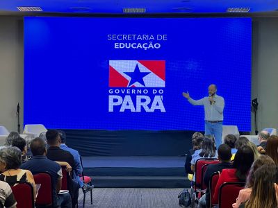 notícia: Titular da Seduc participa de Seminário de ICMS da Educação