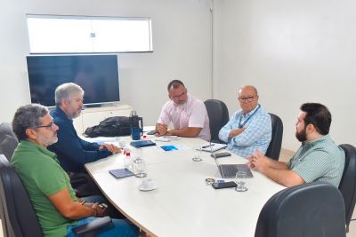 notícia: Codec alinha estratégias com Associação Comercial para o Distrito Industrial de Santarém